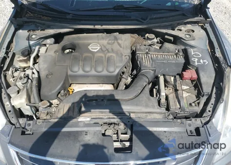 2010 Nissan Altima Base z USA, uszkodzony, nr VIN 1N4AL2AP2AC186388